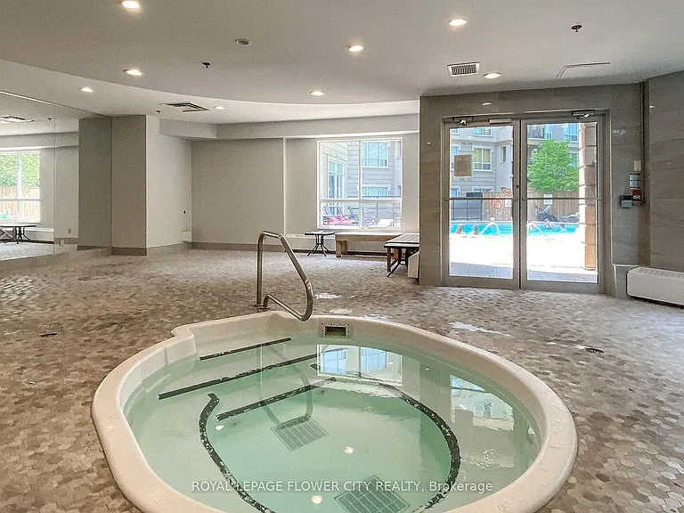 8 Maison Parc Ct #616 — Photo 19
