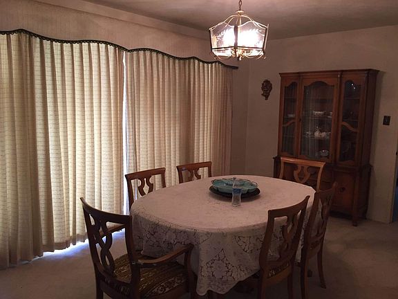3rd image of 775 Cornell Dr