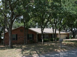 3010 S Murco Dr, Mineral Wells, TX 76067