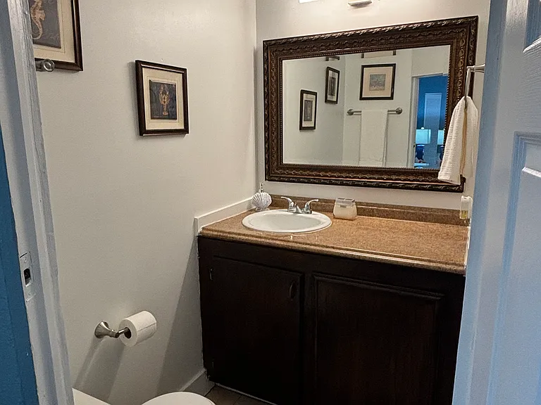 402 Hillside Ave #404 — Photo 10