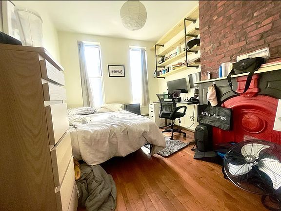 3rd image of 143 N 8th St APT 1L