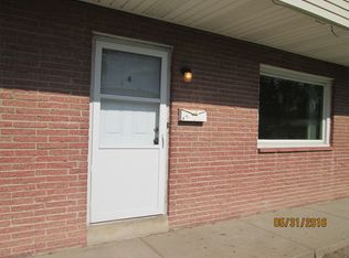 4018 28th Ave APT 4, Kenosha, WI 53140