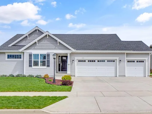 1319 Shoal Ridge ROAD, Oconomowoc, WI 53066