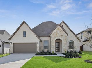 100 Bristol Ln, Azle, TX 76020