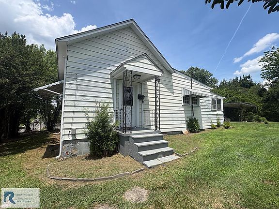 3rd image of 89 Glen Oak Dr