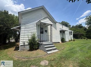 89 Glen Oak Dr, Danville, VA 24541