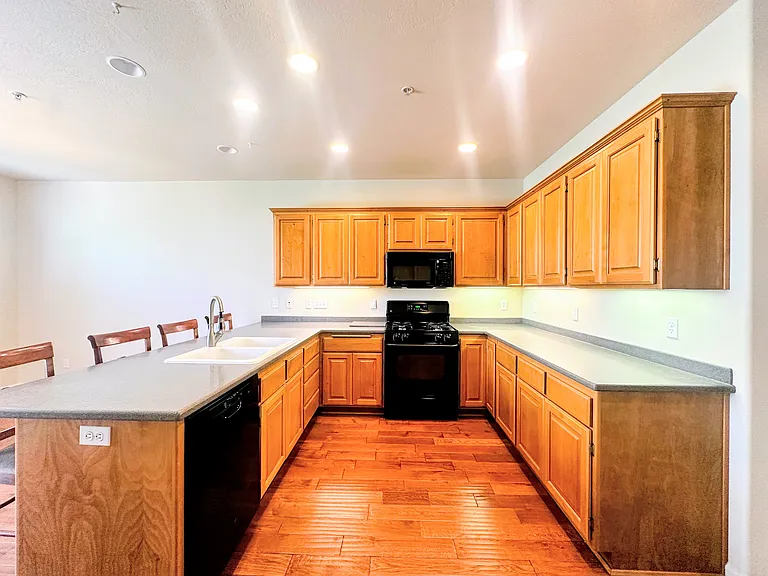 2221 Dollarhide Way — Photo 15