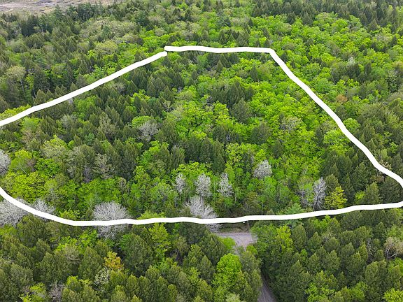 3rd image of MU42 L50 Timber Bay Shores Road