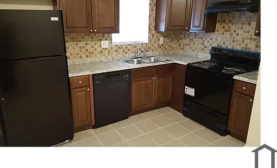 630 Larchmont Dr NW #630 — Photo 15