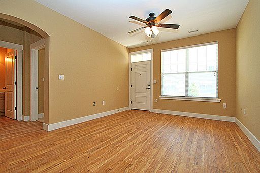 3rd image of 2835 Walden Blvd APT 101