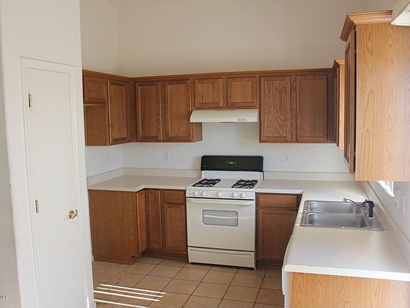 5th image of 6574 S Giuliani Ave