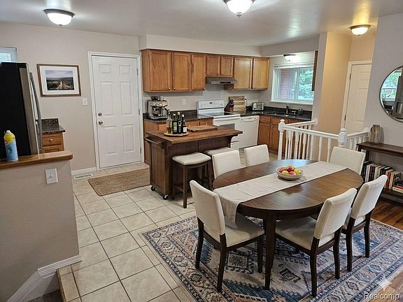 5th image of 33639 Viceroy Dr