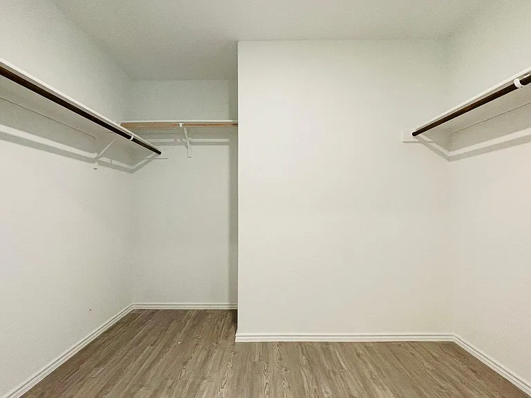 4506 Zoe Pass — Photo 15
