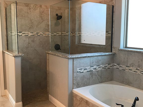 3rd image of 6665 Llano Ln