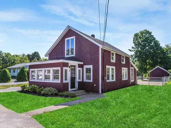 5 Middle St, Taunton, MA 02780