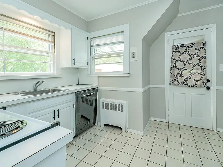 65 Beechwood Dr — Photo 5