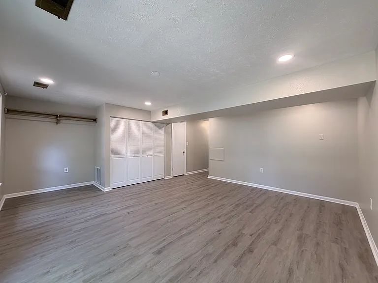 19533 Fetlock Dr — Photo 37