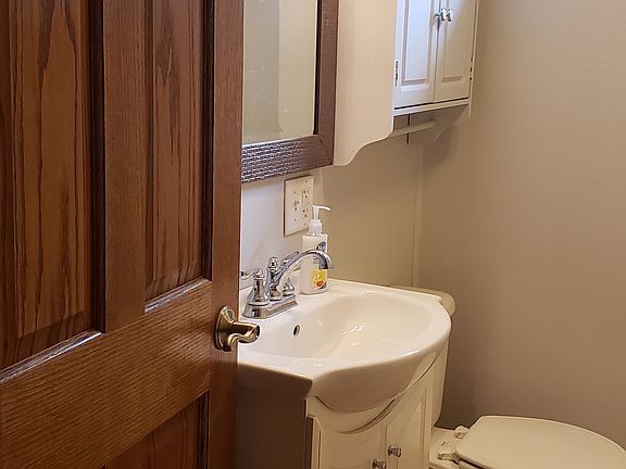 Upstairs bathroom.