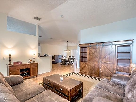 4th image of 3450 Arabesque Dr