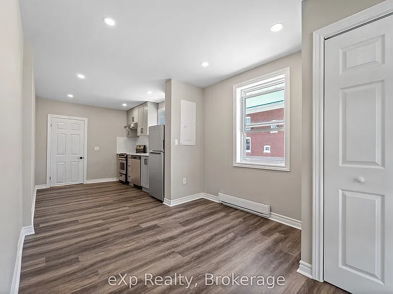 44 W Front St #B — Photo 1