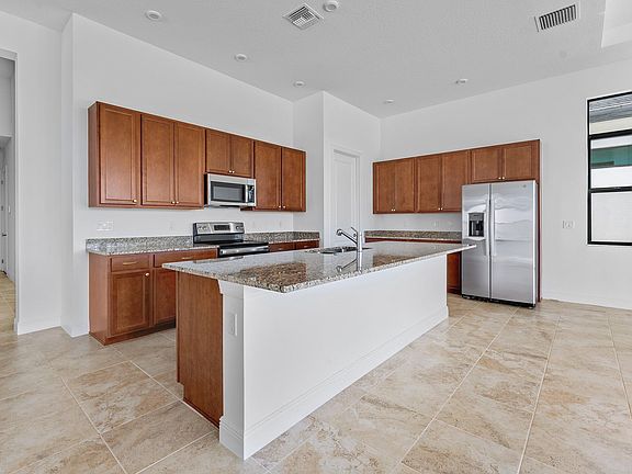 3rd image of 11344 SW Pietra Way
