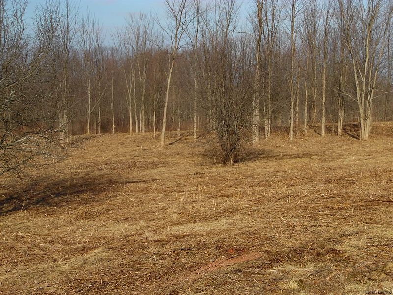 5th image of 24 STANIAK Road