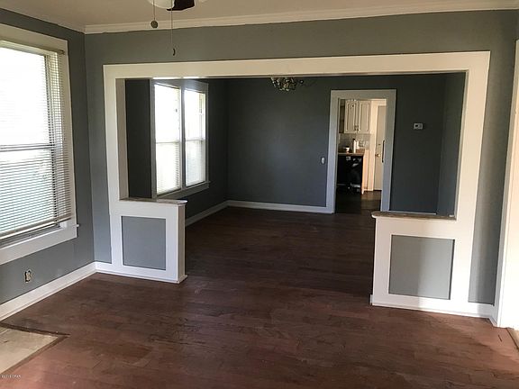 4th image of 2770 Caledonia St
