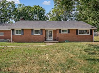 325 N Market St, Waterloo, IL 62298