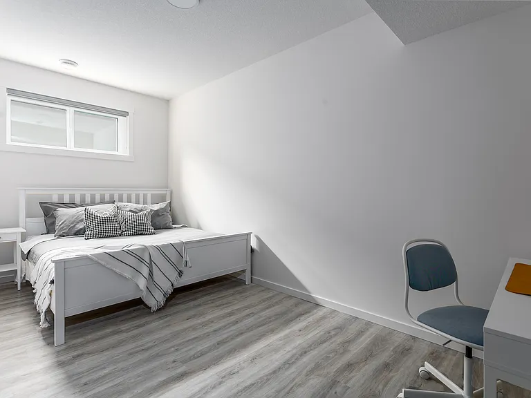 1025 Paisley Dr SW #1 — Photo 8
