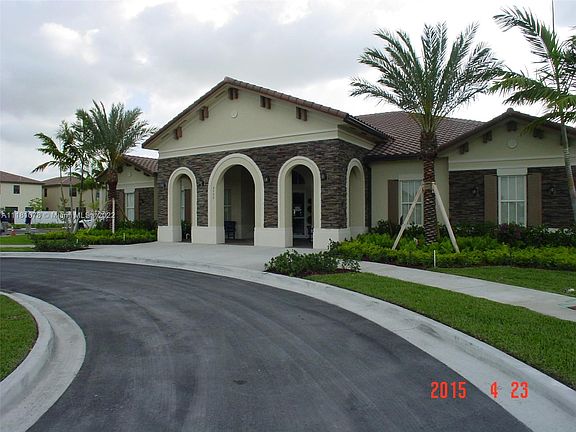 3rd image of 8853 W 35th Ave #8853