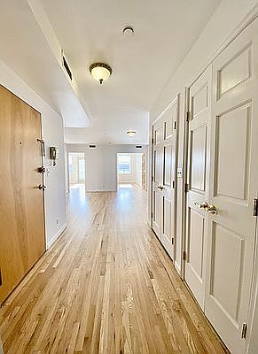 3rd image of 392 11th St APT 4A