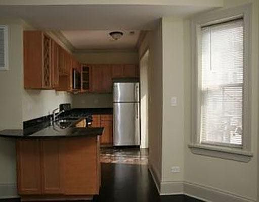 2nd image of 3510 W Cortland St