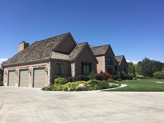 Attached 3-car garage