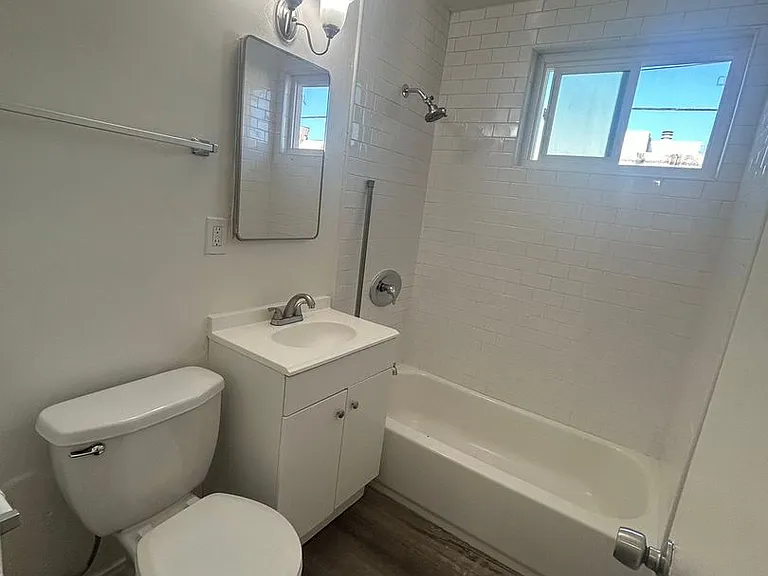 422 Almond Ave #3 — Photo 8