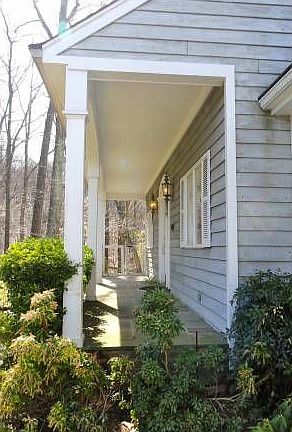 Flagstone front porch