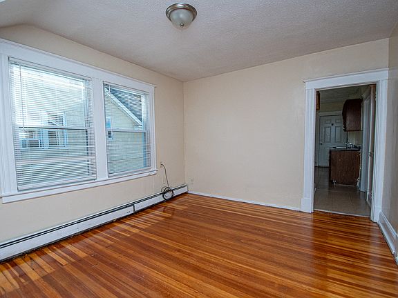 2nd image of 90 Belden St Floor 3