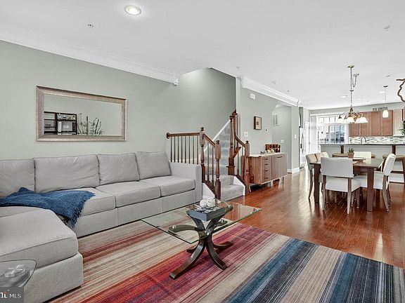 2nd image of 6022 Maple Hill Rd