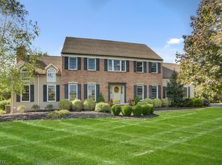 46 Wagner Ln, Hillsborough, NJ 08844