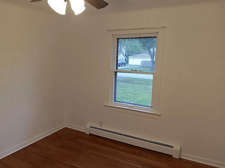 14440 Kolmar Ave — Photo 3