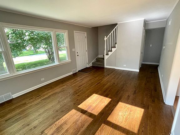 3rd image of 18114 W Lindenwood Dr