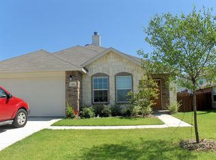 812 Crystal Dr, Burleson, TX 76028