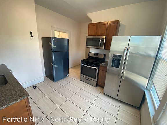 3rd image of 314 E 19th Ave
