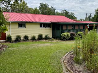760 Us Highway 17, Holly Ridge, NC 28445
