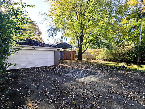5th image of 1626 Greyling Dr