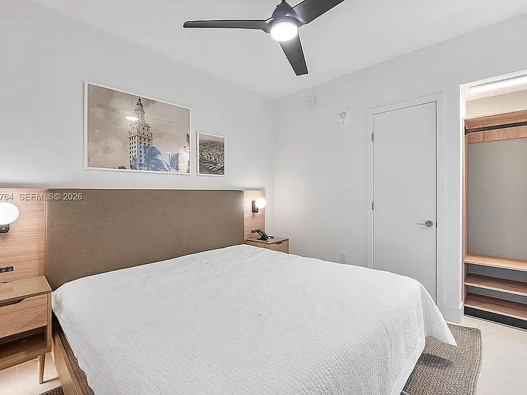 159 NE 6th St #2903 — Photo 5
