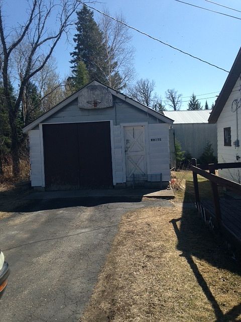 2nd image of 20 5th Ave SW