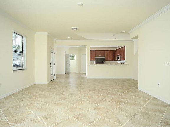 3rd image of 20339 Lagente Cir