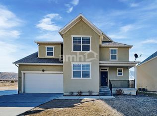 4462 N Poplar Dr, Eagle Mountain, UT 84005