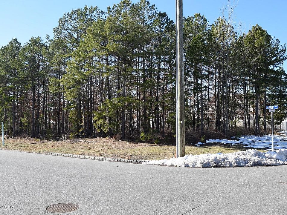 1st image of 43 Savannah Drive