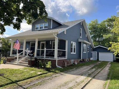 127 W Briggs Ave, Roodhouse, IL, 62082